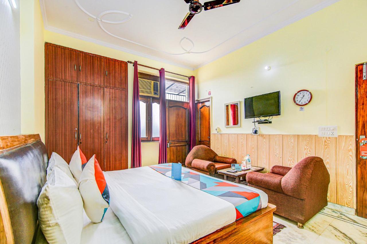 Fabexpress Royal Ashray Hotel Noida Kültér fotó