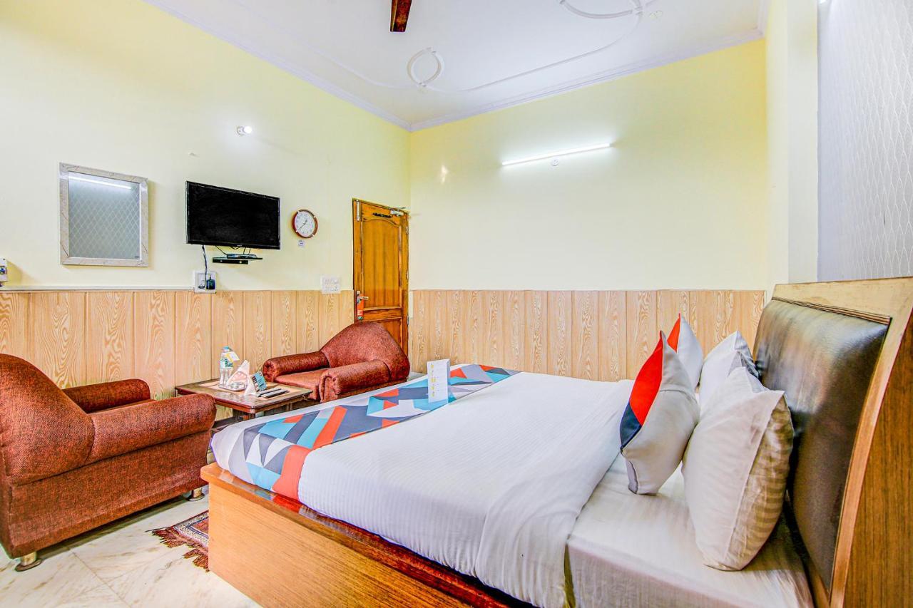 Fabexpress Royal Ashray Hotel Noida Kültér fotó
